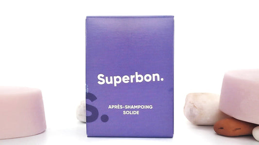 Après-shampoing démêlant et ultra nourrissant, de la marque Superbon, pour des cheveux facile à démêler et un toucher soyeux
