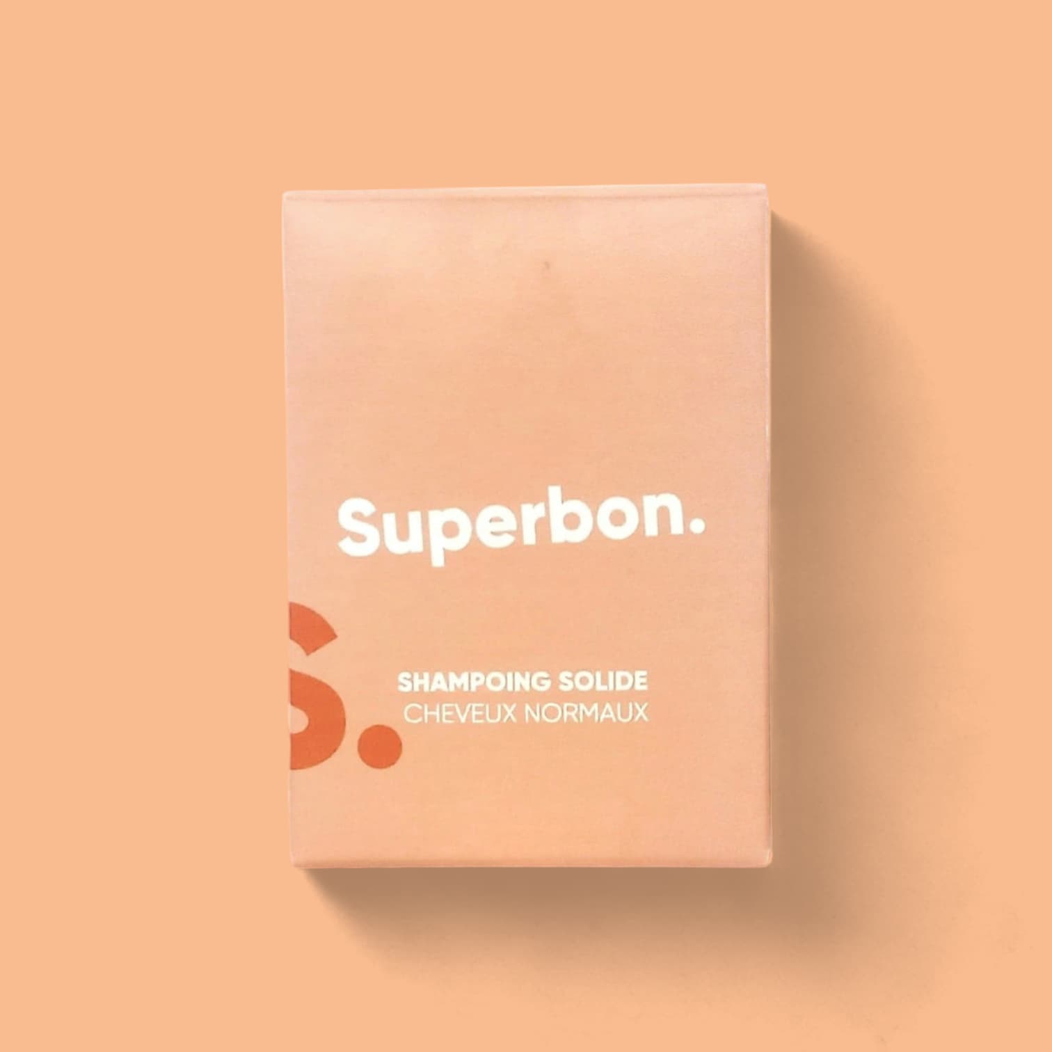 Shampoing solide sans sulfate de la savonnerie Superbon. Soin naturel pour les cheveux, nettoie les cheveux sans les agresser et préserve le film hydrolipidique du cheveu
